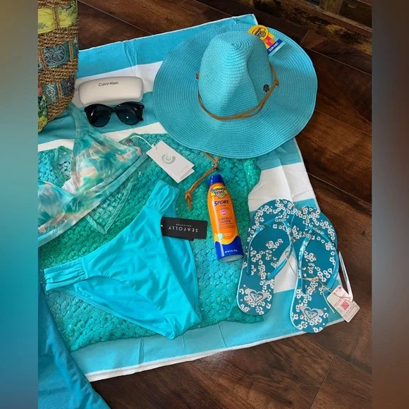 NWT Teal Beachwear Bundle Set with Accessories - Picture 4 of 16